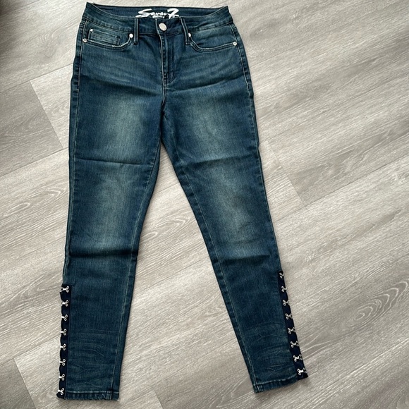 7 For All Mankind Mid Waist Skinny Jeans With Calf Leg Buckle Accents size 8 - Picture 1 of 7